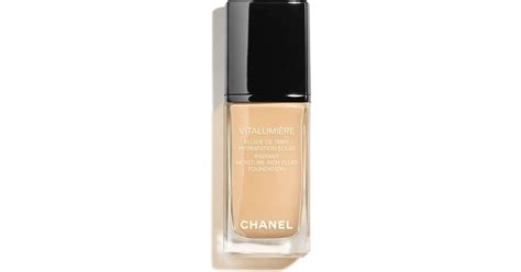 chanel vitalumiere 30 cendre swatch|Chanel 030 Cendre Vitalumiere Moisture.